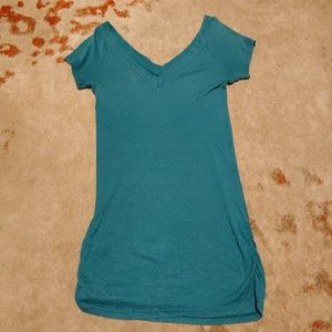 Michael Stars v-neck tee